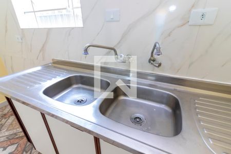 Cozinha de casa para alugar com 3 quartos, 110m² em Parque Peruche, São Paulo