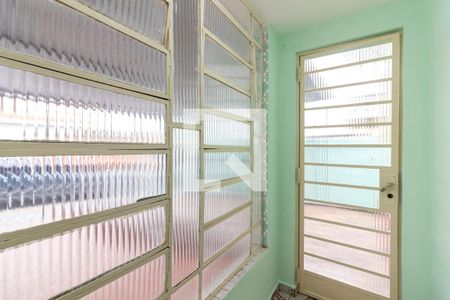 Hall de Entrada de casa para alugar com 1 quarto, 70m² em Parque Peruche, São Paulo