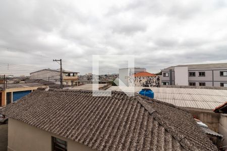Quintal - Vista de casa para alugar com 1 quarto, 70m² em Parque Peruche, São Paulo