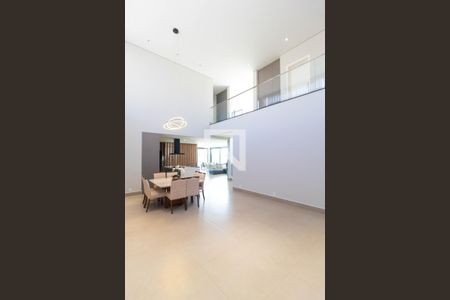 Sala de casa de condomínio à venda com 3 quartos, 450m² em Swiss Park, Campinas