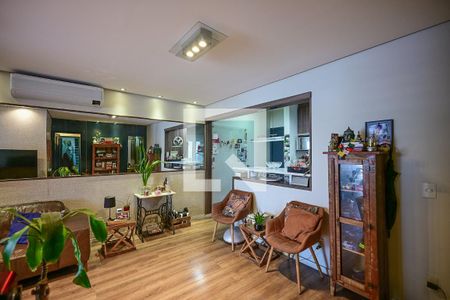 Sala de apartamento para alugar com 3 quartos, 94m² em Vila Suzana, São Paulo