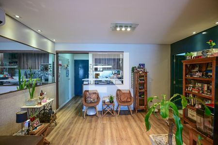 Sala de apartamento para alugar com 3 quartos, 94m² em Vila Suzana, São Paulo