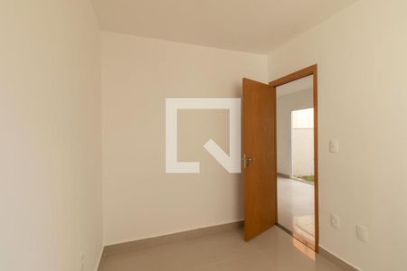Quarto 1 de apartamento à venda com 2 quartos, 90m² em Novo Mundo, Curitiba