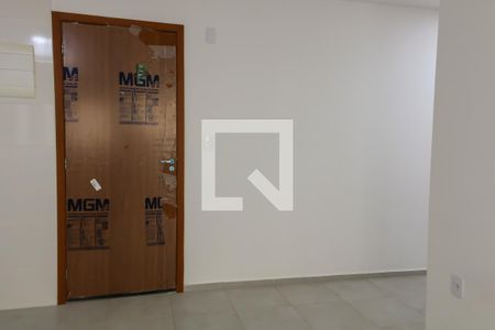 Sala de apartamento para alugar com 2 quartos, 40m² em Inhaúma, Rio de Janeiro