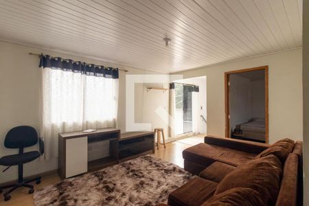 Sala de TV de casa para alugar com 3 quartos, 150m² em Tatuquara, Curitiba