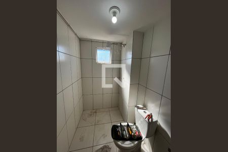 Banheiro de apartamento à venda com 2 quartos, 52m² em Qr 311, Brasília