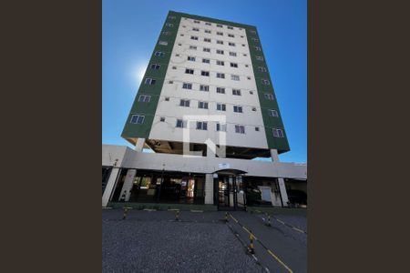 Fachada de apartamento à venda com 2 quartos, 52m² em Qr 311, Brasília