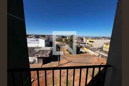 Sala de apartamento à venda com 2 quartos, 52m² em Qr 311, Brasília