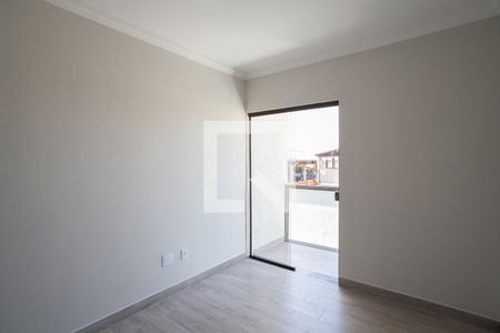 Suíte de casa à venda com 2 quartos, 120m² em Candelária, Belo Horizonte
