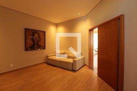 Sala de casa de condomínio à venda com 4 quartos, 1215m² em Caxambu, Jundiaí