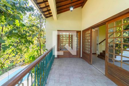 Varanda da sala 1 de casa à venda com 5 quartos, 341m² em Santa Amelia, Belo Horizonte