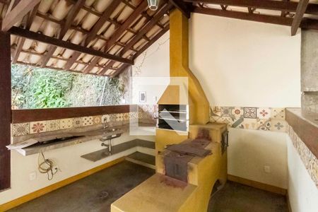Área gourmet de casa à venda com 5 quartos, 341m² em Santa Amelia, Belo Horizonte