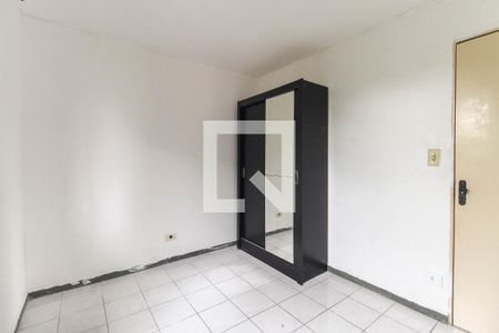 Quarto 1 de apartamento para alugar com 2 quartos, 45m² em Conjunto Residencial José Bonifácio, São Paulo