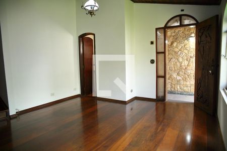 Sala de casa para alugar com 4 quartos, 327m² em Bairro dos Casa, São Bernardo do Campo