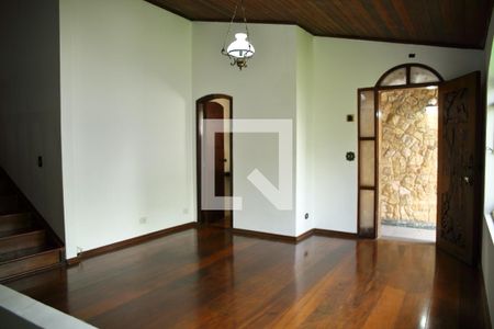 Sala de casa para alugar com 4 quartos, 327m² em Bairro dos Casa, São Bernardo do Campo