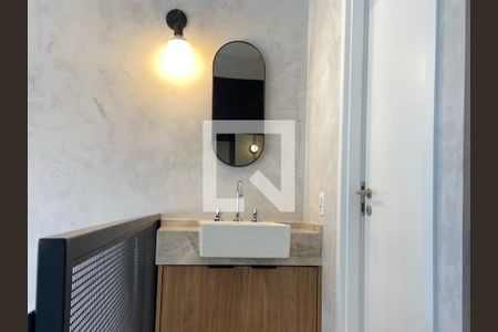 Banheiro de apartamento à venda com 1 quarto, 54m² em Pinheiros, São Paulo