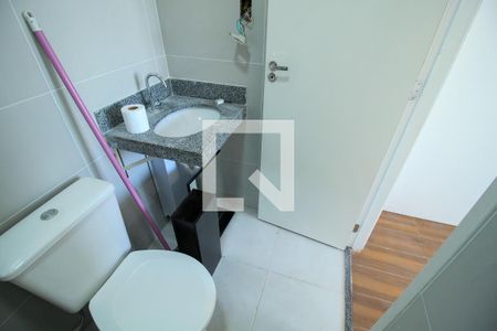 Banheiro de apartamento para alugar com 1 quarto, 30m² em Belenzinho, São Paulo