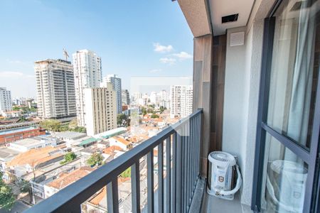 Varanda da Sala/quarto de kitnet/studio para alugar com 1 quarto, 24m² em Vila Mariana, São Paulo