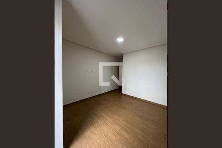 Quarto de casa à venda com 3 quartos, 300m² em Vila Pauliceia, São Paulo