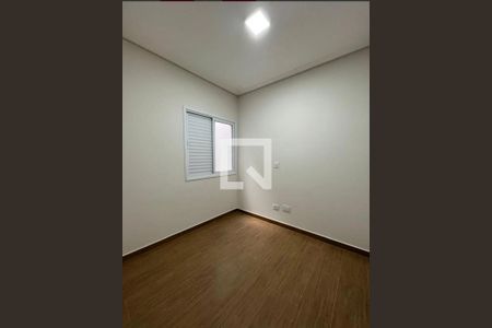 Quarto de casa à venda com 3 quartos, 300m² em Vila Pauliceia, São Paulo
