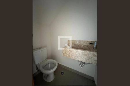 Lavabo de casa à venda com 3 quartos, 300m² em Vila Pauliceia, São Paulo