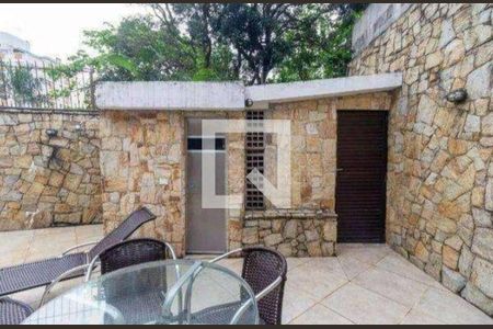 Quintal de casa à venda com 4 quartos, 300m² em Alto da Lapa, São Paulo