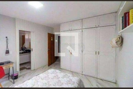 Quarto de casa à venda com 4 quartos, 300m² em Alto da Lapa, São Paulo
