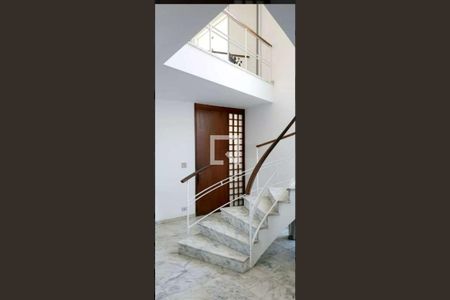 Sala de casa à venda com 5 quartos, 300m² em Alto da Lapa, São Paulo