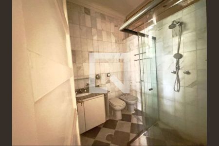 Banheiro de casa à venda com 3 quartos, 300m² em Bixiga, São Paulo