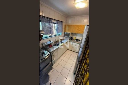 Casa à venda com 2 quartos, 300m² em Parque Sao Domingos, São Paulo