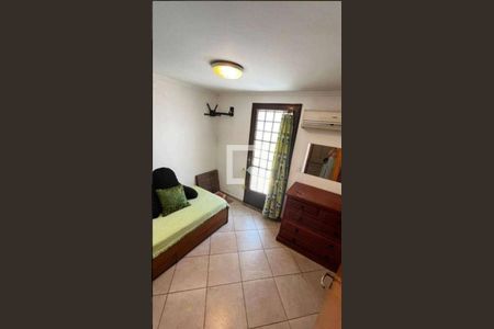 Casa à venda com 2 quartos, 300m² em Parque Sao Domingos, São Paulo