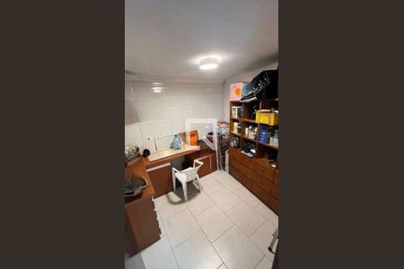 Casa à venda com 2 quartos, 300m² em Parque Sao Domingos, São Paulo