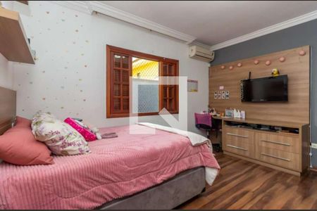 Quarto de casa à venda com 3 quartos, 200m² em Parque Sao Domingos, São Paulo