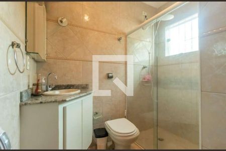 Banheiro de casa à venda com 3 quartos, 200m² em Parque Sao Domingos, São Paulo