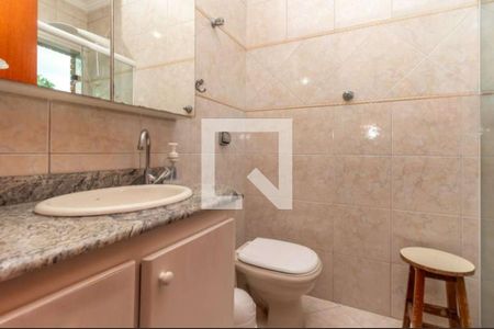 Banheiro de casa à venda com 3 quartos, 200m² em Parque Sao Domingos, São Paulo