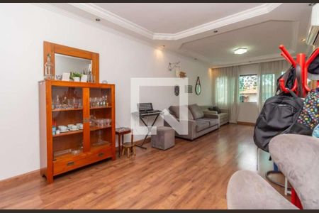 Sala de casa à venda com 3 quartos, 200m² em Parque Sao Domingos, São Paulo