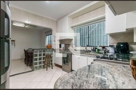 Cozinha de casa à venda com 3 quartos, 200m² em Parque Sao Domingos, São Paulo