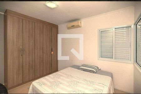 Quarto de casa à venda com 4 quartos, 360m² em São Domingos, São Paulo