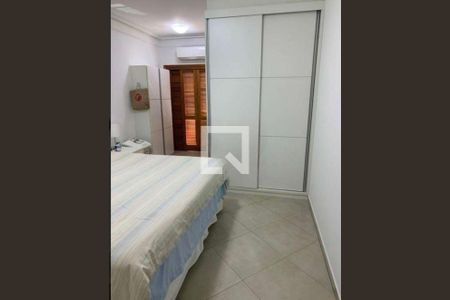 Quarto de casa à venda com 4 quartos, 240m² em Parque Sao Domingos, São Paulo