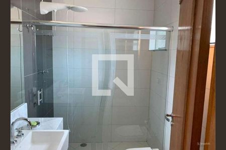 Banheiro de casa à venda com 4 quartos, 240m² em Parque Sao Domingos, São Paulo