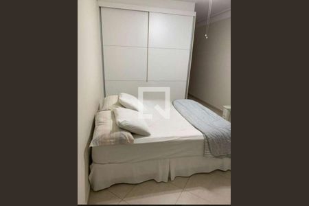 Quarto de casa à venda com 4 quartos, 240m² em Parque Sao Domingos, São Paulo