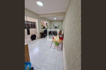 Casa à venda com 3 quartos, 280m² em Parque Sao Domingos, São Paulo