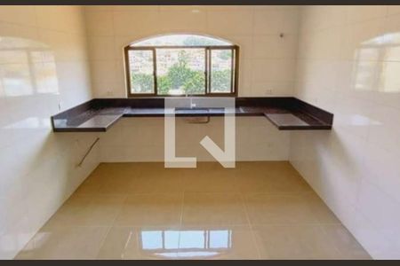 Casa à venda com 3 quartos, 300m² em Parque Sao Domingos, São Paulo