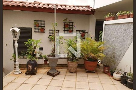 Quintal de casa à venda com 3 quartos, 280m² em Parque Sao Domingos, São Paulo