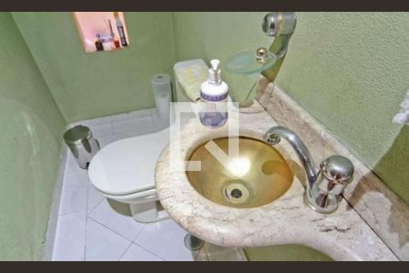 Banheiro de casa à venda com 4 quartos, 350m² em Parque Sao Domingos, São Paulo