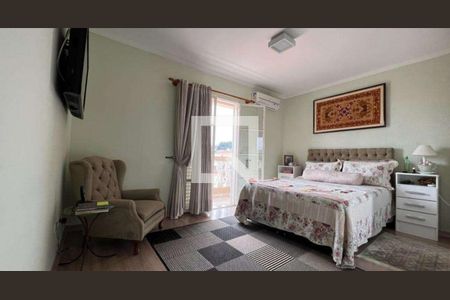 Quarto de casa à venda com 3 quartos, 360m² em São Domingos, São Paulo