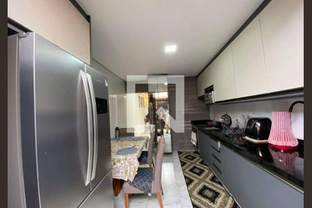 Cozinha de casa à venda com 3 quartos, 300m² em Parque Sao Domingos, São Paulo