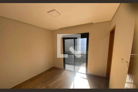 Quarto de casa à venda com 3 quartos, 300m² em Parque Sao Domingos, São Paulo