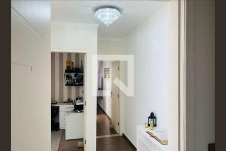 Quarto de casa à venda com 3 quartos, 300m² em Parque Sao Domingos, São Paulo