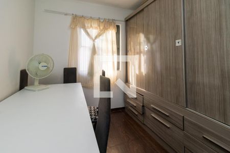 Quarto 2 de apartamento à venda com 2 quartos, 45m² em Vila Bancaria, São Paulo